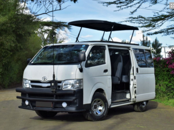 Safari Van With Pop Up Roof